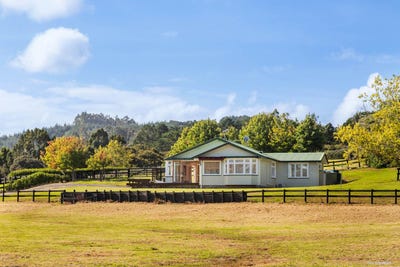 /international/nz/34-waikopua-road-whitford-manukau-city-380066078289/