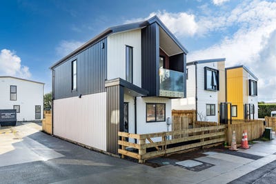 /international/nz/360-main-road-huapai-rodney-380066169128/