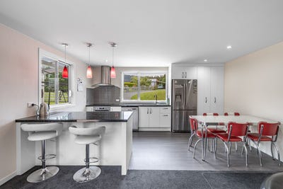 /international/nz/5-nicholson-road-upper-charlton-gore-southland-380066095286/