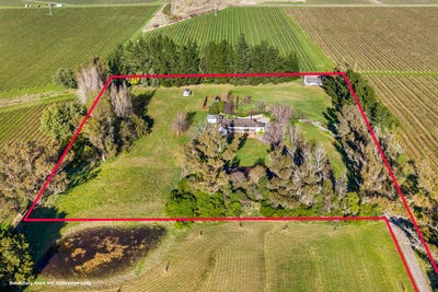 /international/nz/renwick-marlborough-380066081364/