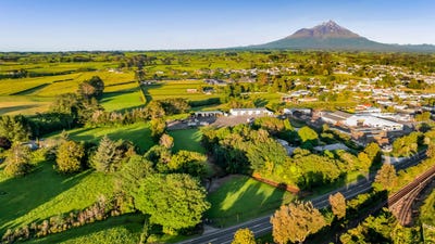 /international/nz/489-broadway-stratford-taranaki-380066149553/