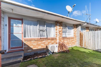 /international/nz/west-end-palmerston-north-city-380066113316/