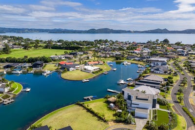 /international/nz/23-stace-hopper-drive-one-tree-point-whangarei-380066116173/