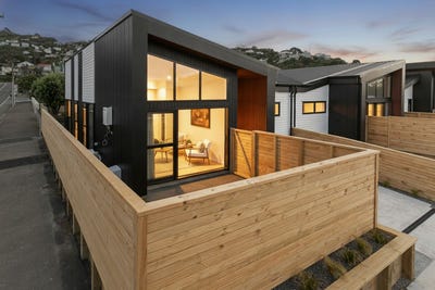 /international/nz/1-palm-avenue-lyall-bay-wellington-380066102292/