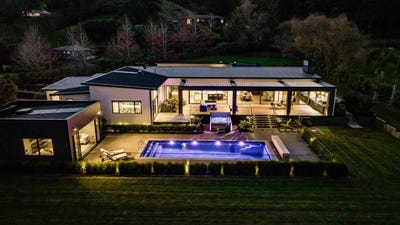 /international/nz/49-haigh-access-road-redvale-rodney-380066177298/