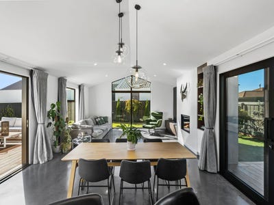 /international/nz/3-cartvale-drive-marshland-christchurch-city-380066184969/