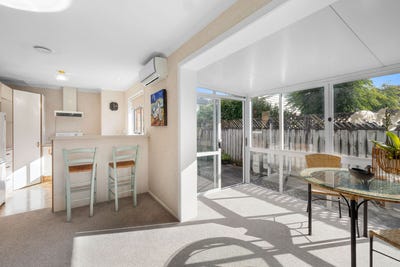 /international/nz/39-sackville-street-fitzroy-hamilton-city-380066086864/