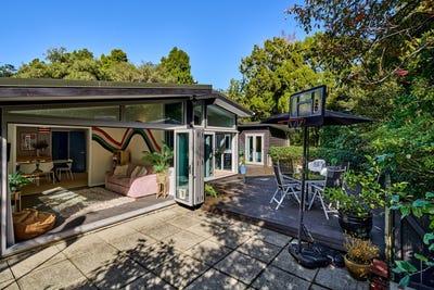 /international/nz/silverstream-upper-hutt-city-380066092017/