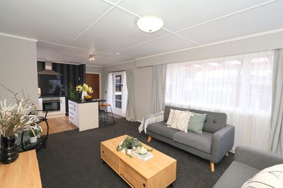 /international/nz/145-john-place-heidelberg-invercargill-city-380066096578/