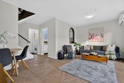 /international/nz/3-glen-road-browns-bay-north-shore-city-380066169190/