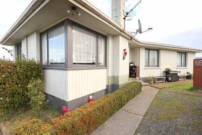 /international/nz/2-dundee-street-strathern-southland-380066107241/