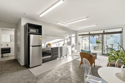 /international/nz/tasman-street-mount-cook-wellington-city-380066094425/