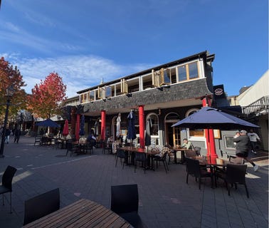 /international/nz/ballarat-street-queenstown-central-queenstown-380066128996/