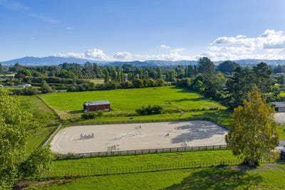 /international/nz/whatawhata-waikato-380066075678/