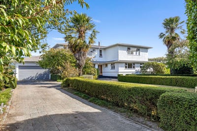 /international/nz/250-queen-victoria-street-motueka-tasman-380066098849/