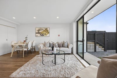 /international/nz/393-ormistion-road-flat-bush-manukau-city-380066102543/