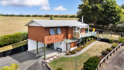 /international/nz/awhitu-franklin-380066084158/