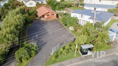 /international/nz/73-glanmire-road-newlands-wellington-city-380066097828/