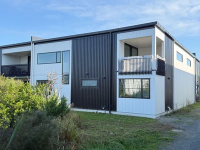 /international/nz/37-brent-greig-lane-te-rapa-hamilton-city-380066148194/