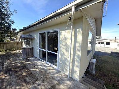 /international/nz/59-essex-street-balclutha-clutha-380066095940/