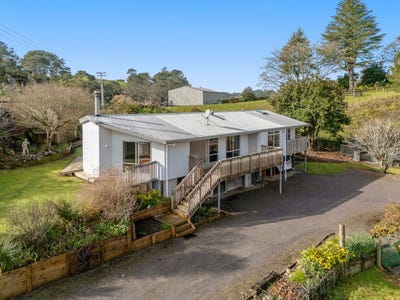 /international/nz/84-tebbutt-road-kaimai-western-bay-of-plenty-380066169612/