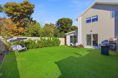 /international/nz/matata-place-dallington-canterbury-380066120880/