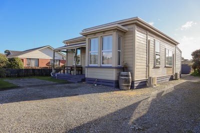 /international/nz/22-palmerston-street-greymouth-grey-380066107786/