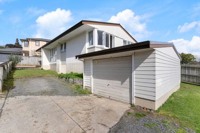 /international/nz/29-matai-street-waiuku-franklin-380066123270/