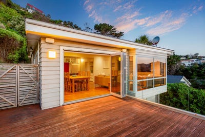 /international/nz/142-townsend-road-miramar-wellington-city-380066117105/