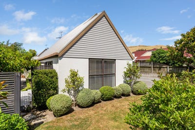 /international/nz/witherlea-marlborough-380066097472/