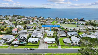 /international/nz/clarks-beach-franklin-380066099216/