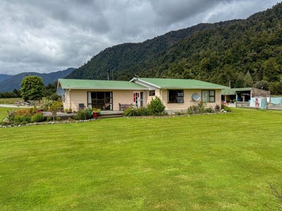 /international/nz/221-docherty-creek-rd-and-waiho-flat-road-franz-josef-glacier-westland-380066078894/