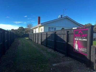 /international/nz/waitara-new-plymouth-380066123074/