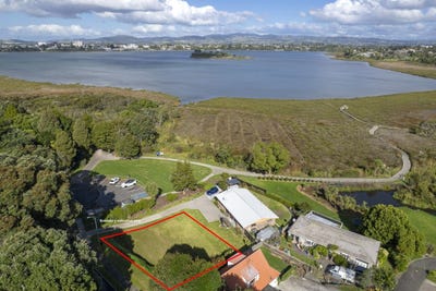 /international/nz/otumoetai-tauranga-380066093675/