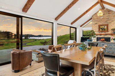 /international/nz/7-taemai-place-okura-north-shore-city-380066089747/