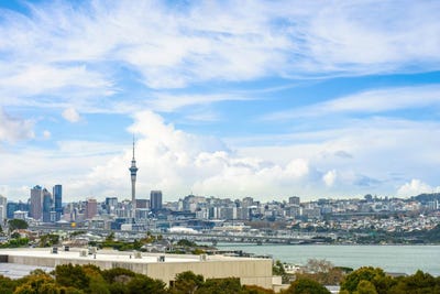 /international/nz/mokoia-road-birkenhead-auckland-380066080013/