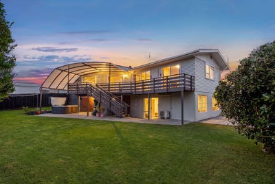 /international/nz/13-carole-crescent-pakuranga-manukau-city-380066178965/