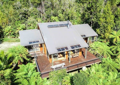 /international/nz/32-mokihinui-preserve-seddonville-buller-380066117421/