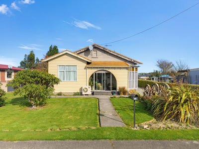 /international/nz/15-burns-street-mataura-gore-380066091118/