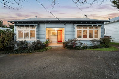 /international/nz/26-egremont-street-belmont-north-shore-city-380066099808/