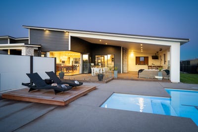 /international/nz/1562-cambridge-road-cambridge-waipa-380066184717/