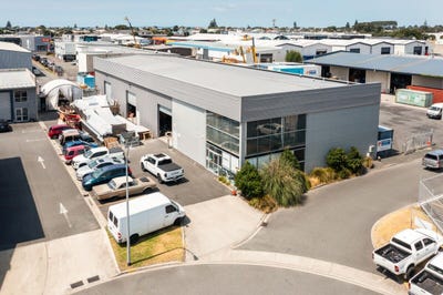 /international/nz/22-rerewai-place-mount-maunganui-tauranga-380066148722/