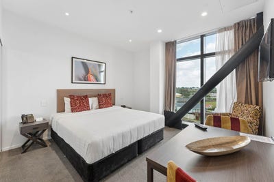 /international/nz/wiri-manukau-city-380066083263/