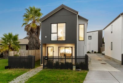 /international/nz/glendene-waitakere-city-380066089673/