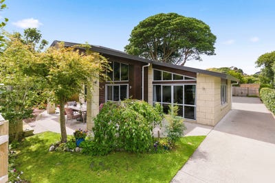 /international/nz/3-iti-grove-waikanae-kapiti-coast-380066117970/