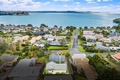 /international/nz/25-beach-road-manly-rodney-380066104723/