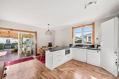 /international/nz/tui-street-alicetown-lower-hutt-city-380066122620/