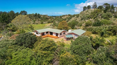 /international/nz/71-hukatere-road-houhora-far-north-380066077631/