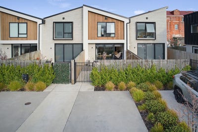 /international/nz/lincoln-road-addington-canterbury-380066096221/