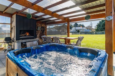/international/nz/4-king-street-raetihi-ruapehu-380066115052/